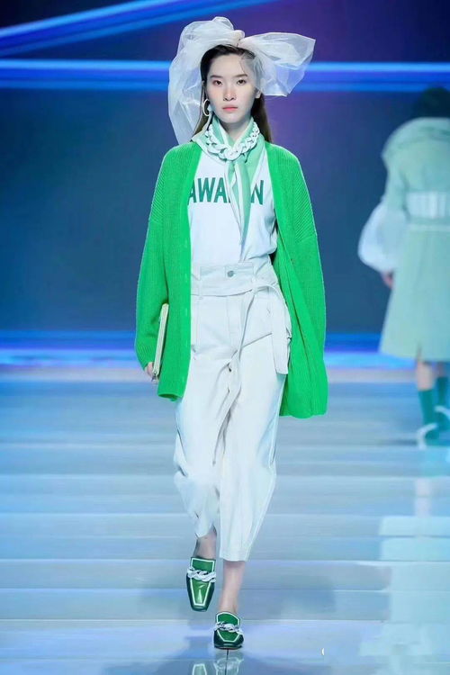奢么女裝新店開(kāi)業(yè) 你衣柜里，還差這樣一件衣服
